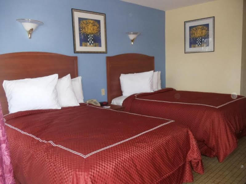 Days Inn By Wyndham Elmsford Exteriér fotografie